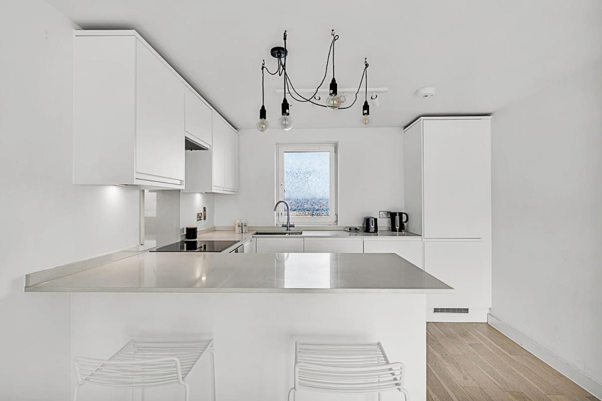 City Relay Radiant Chelsea Flat With City View Apartment Лондон Екстериор снимка